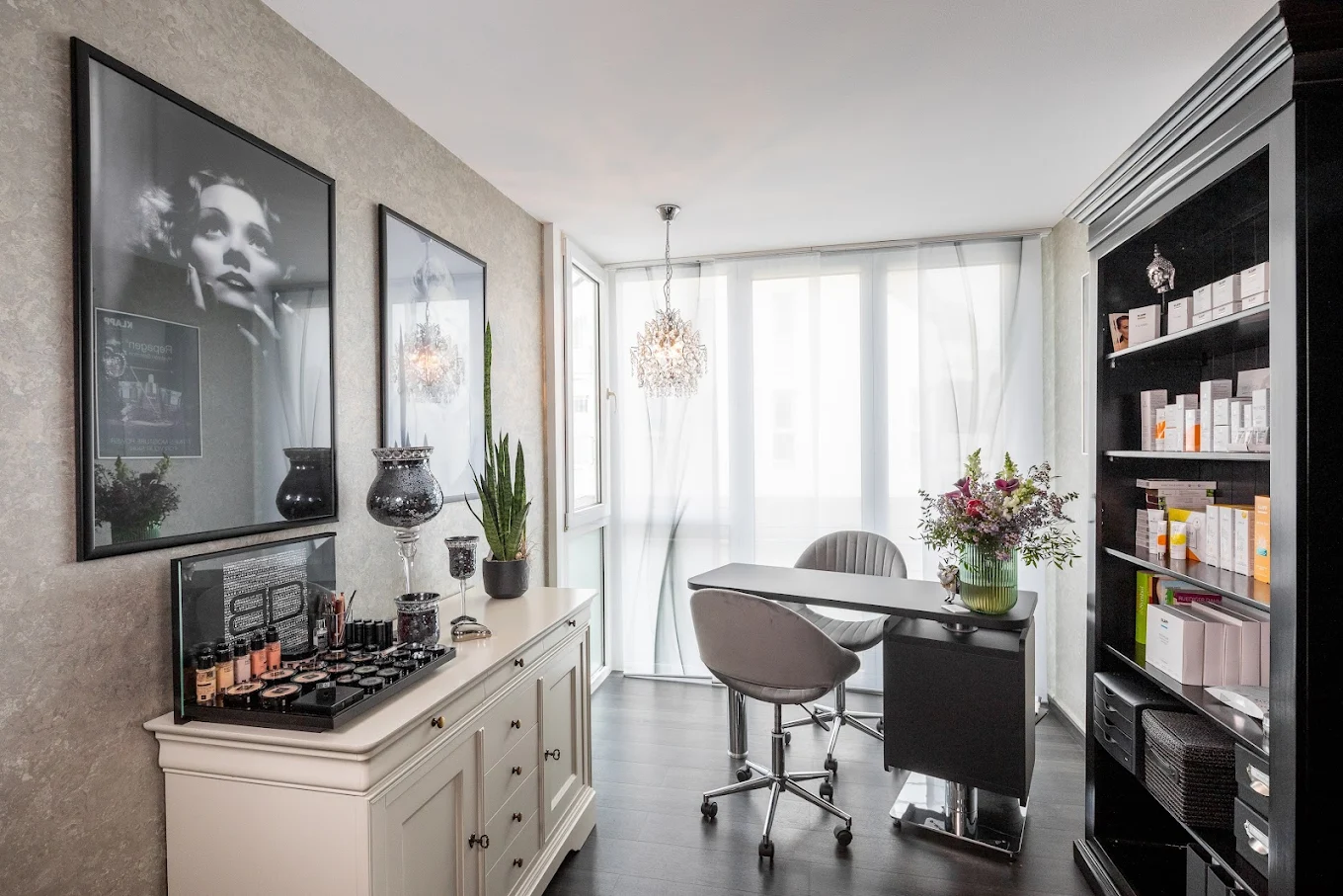 Beratungsraum im Kosmetikstudio Oase der Sinne Hürth